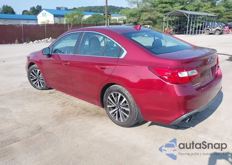 2018 Subaru Legacy 2.5I Premium из США, поврежденный, VIN 4S3BNAC67J3027115